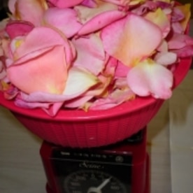 ほんのり甘い薔薇ジャム レシピ 作り方 By 明太子ゴジラ 楽天レシピ ほんのり甘い薔薇ジャム レシピ 作り方 By 明太子ゴジラ 楽天レシピ